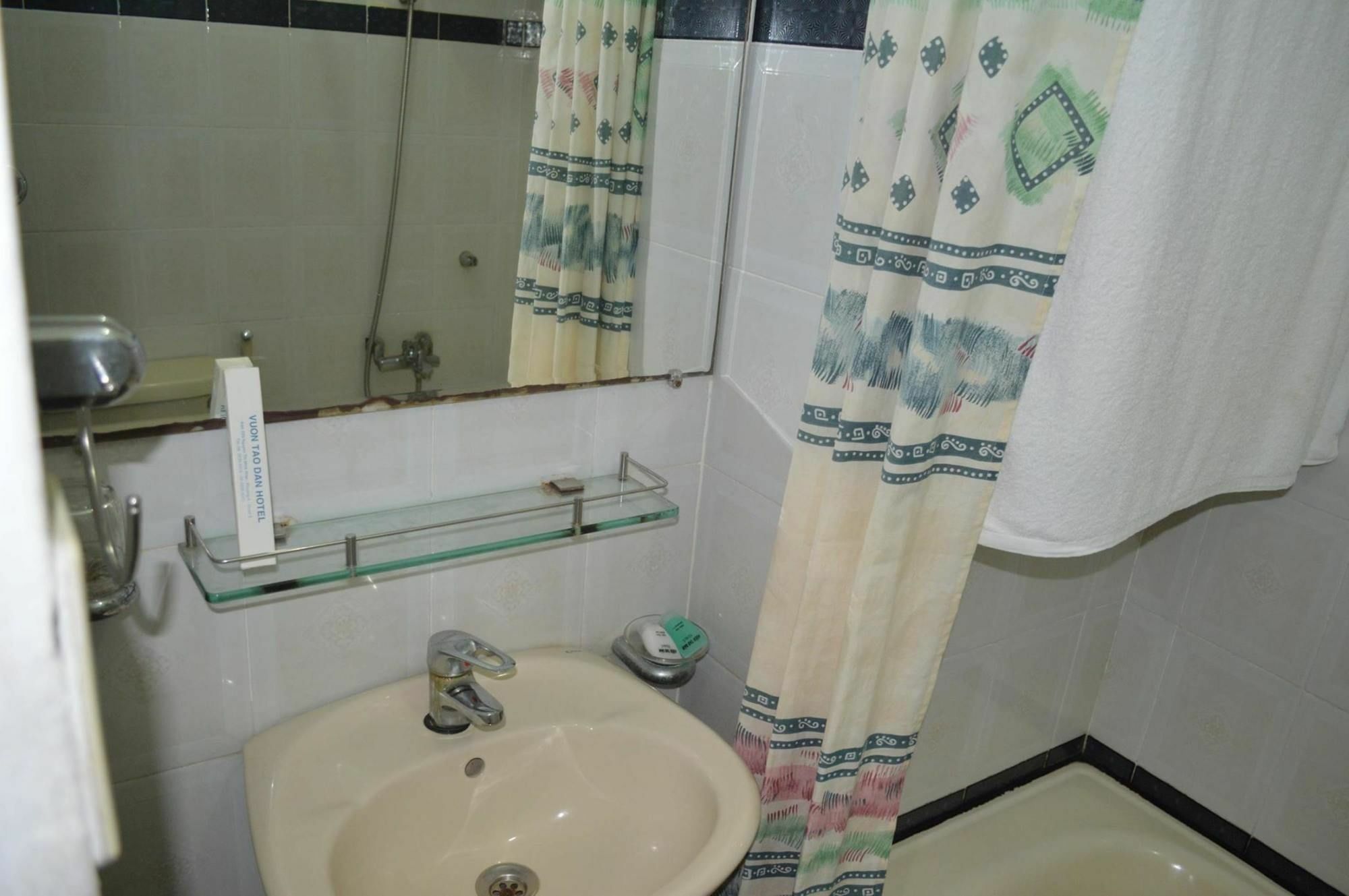 Vuon Tao Dan Hotel Thành Pho Ho Chí Minh Esterno foto